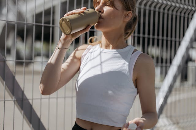 Stylish, Durable & Keeps Drinks Hot!